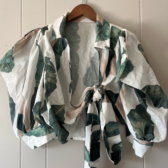 Tops - Tropical Leaf Print Women's Top